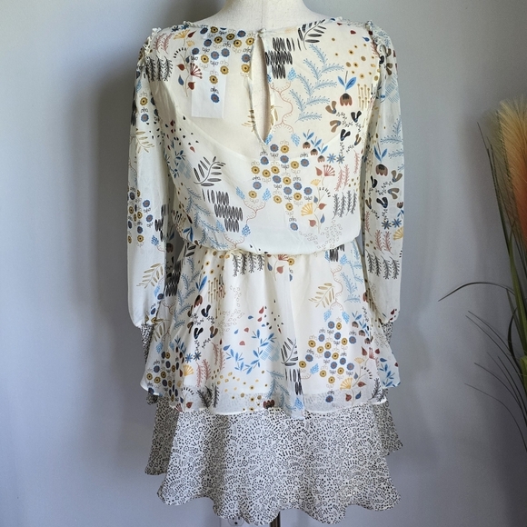 Revolve BAILEY 44 Kara Creme Fraiche Blouson Tiered Smocked Dress Size Medium - Picture 6 of 10